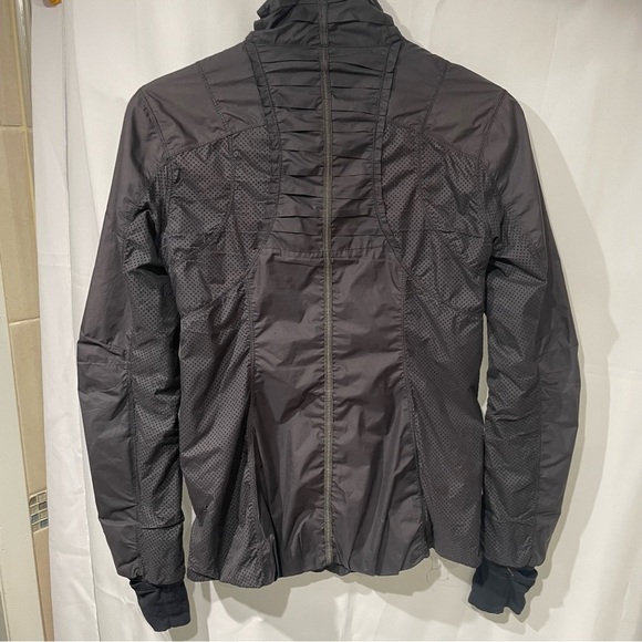 lululemon athletica Black Utility Jacket - Picture 4 of 7